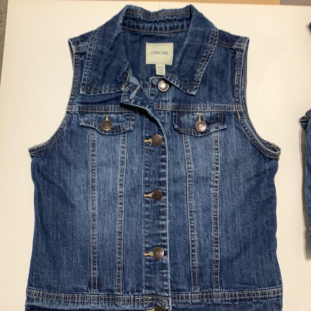 Girls denim jean sleeveless vest jacket size XL 14-16